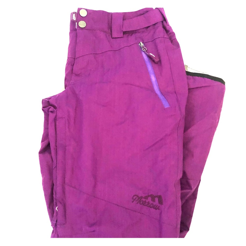 Women’s snowboard pants